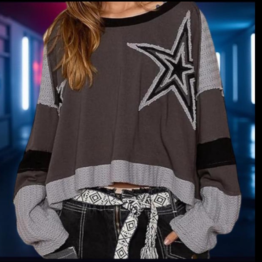 Pol Gray Star Patchwork Sweater / Sweatshirt / Pu… - image 8